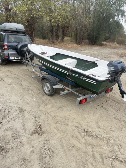 Vand barca romcarft 400 si motor yamaha 5cp