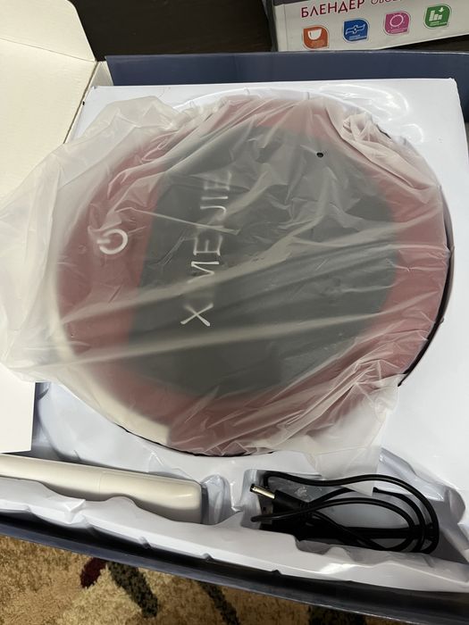 Продам робот пылесос