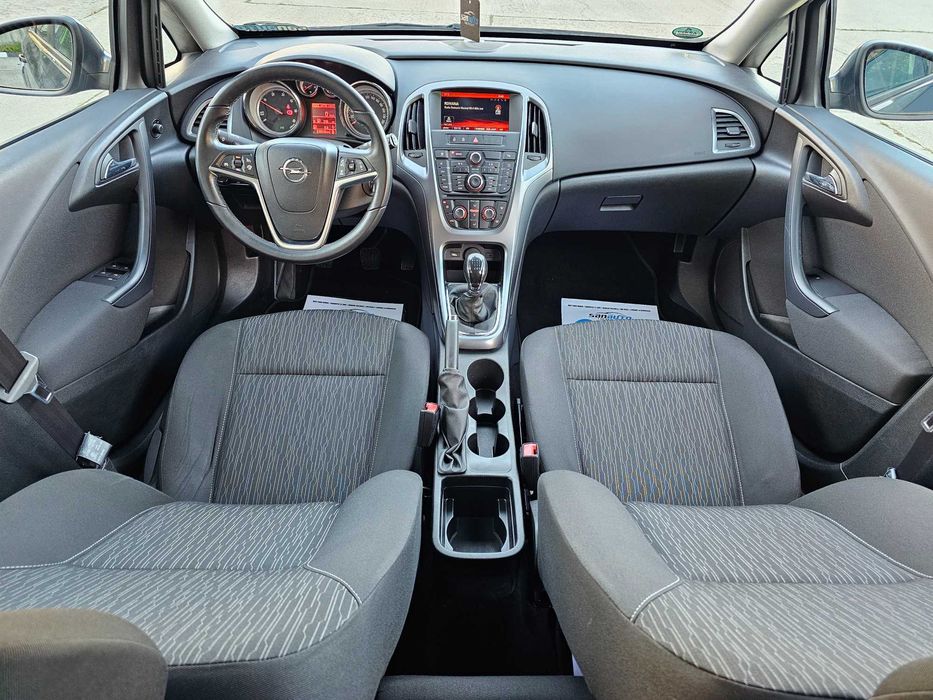 Opel Astra J 2015 1.6 CDTI 110 CP euro 6 / RATE fara avans