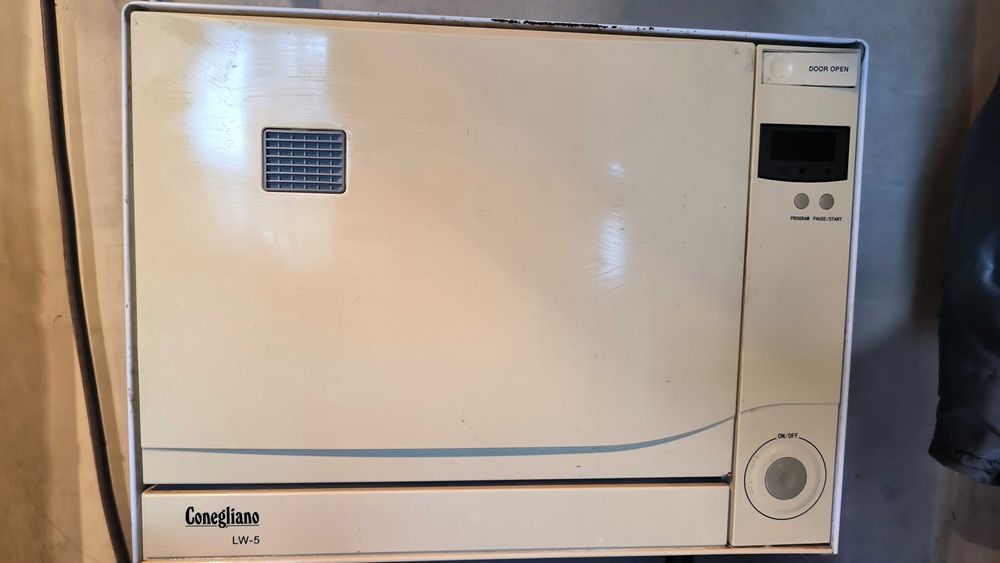 Съдомиялна машина conegliano LW 5