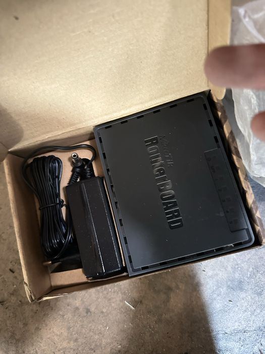 Продам Маршрутизатор MikroTik hEX