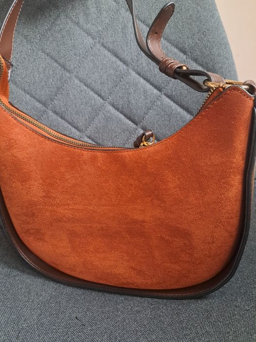 Велурена Дамска Чанта