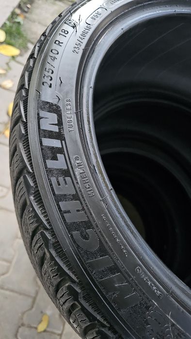 Vand 4 Anvelope Iarna 235/45R18 95w Michelin Alpin 5