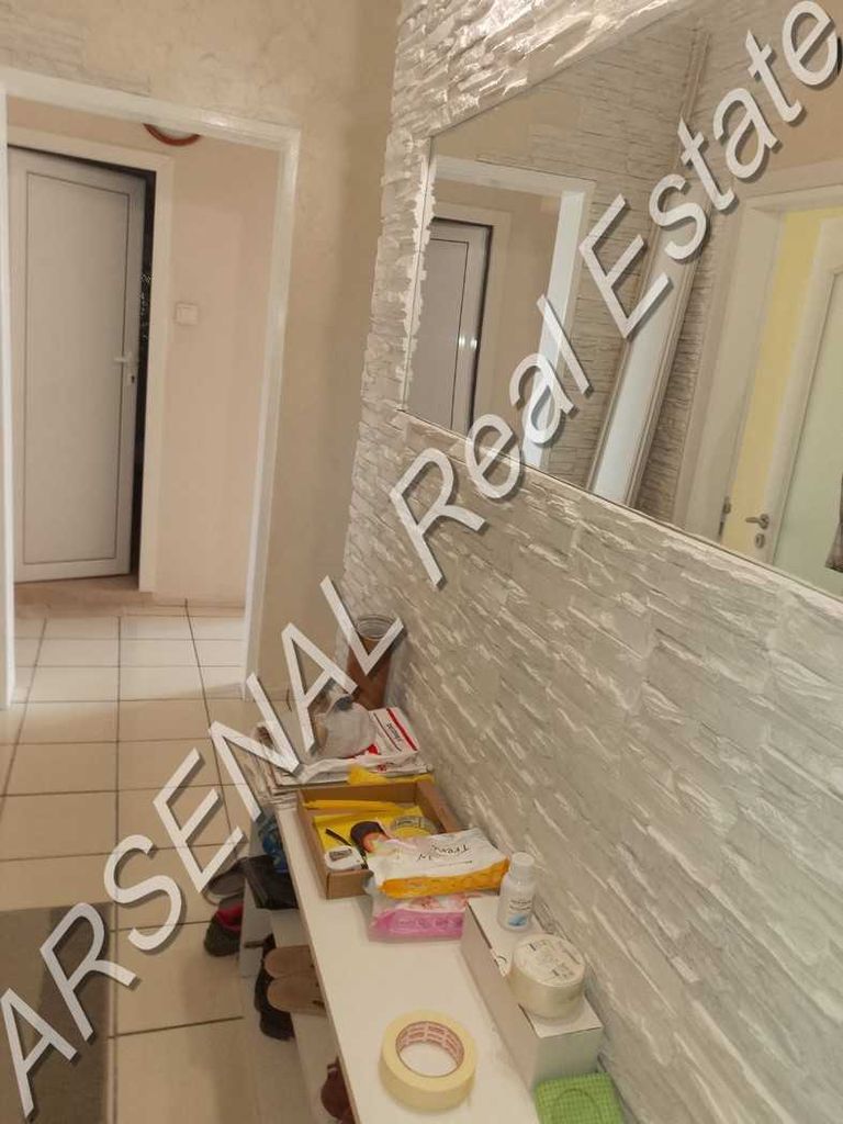 Дава се под наем Тристаен апартамент в София, Света Троица - 90 кв.м за 450 € - Снимка #1
