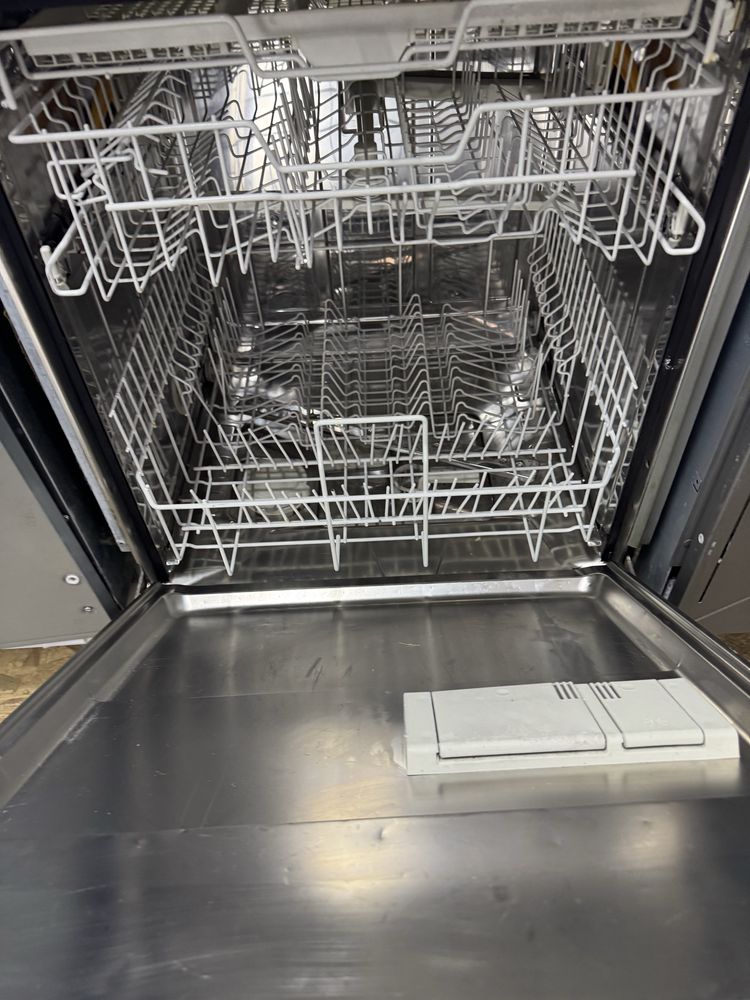Съдомиялна Miele A++ за пълновграждане GERMANY ГАРАНЦИЯ