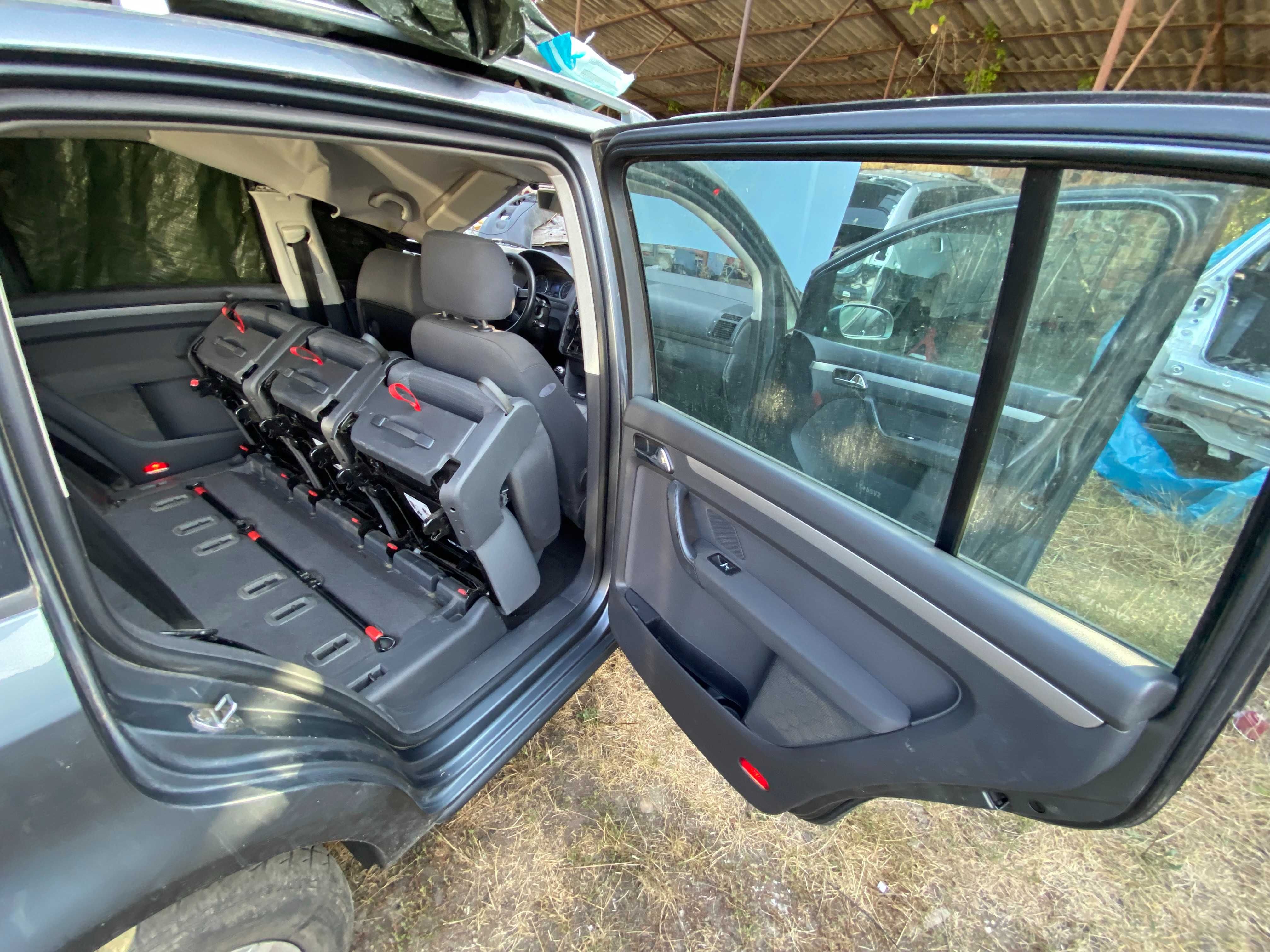 Panouri/ fete usi interior VW Touran 2004