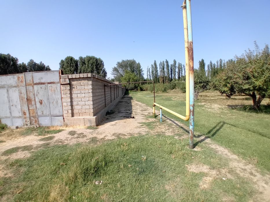 Toshkent tumani abdurahmonda 25 sutu fasat 60*42 ichkarisiga uglavo'y