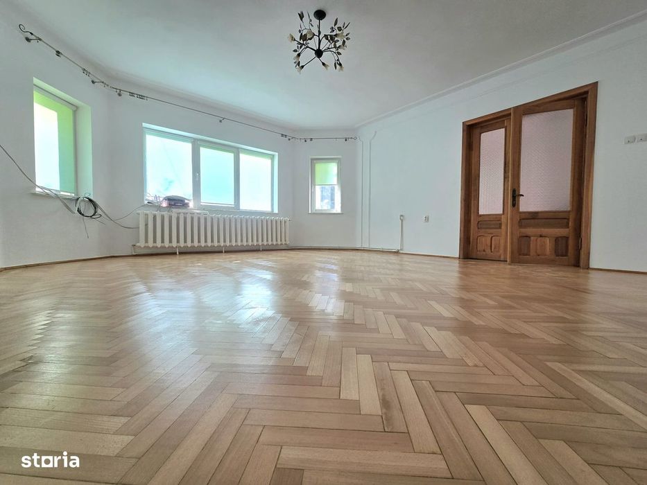 Casă P+1 de vânzare – Zona Ștefan cel Mare / Calea Galați