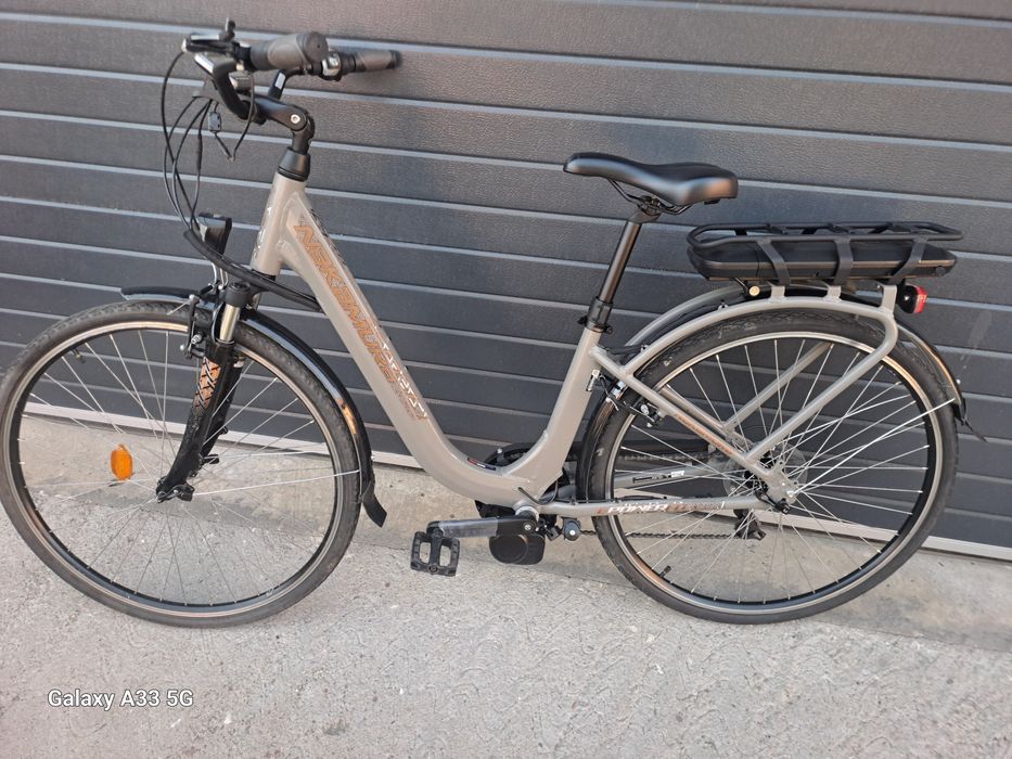 Vând bicicleta electrica