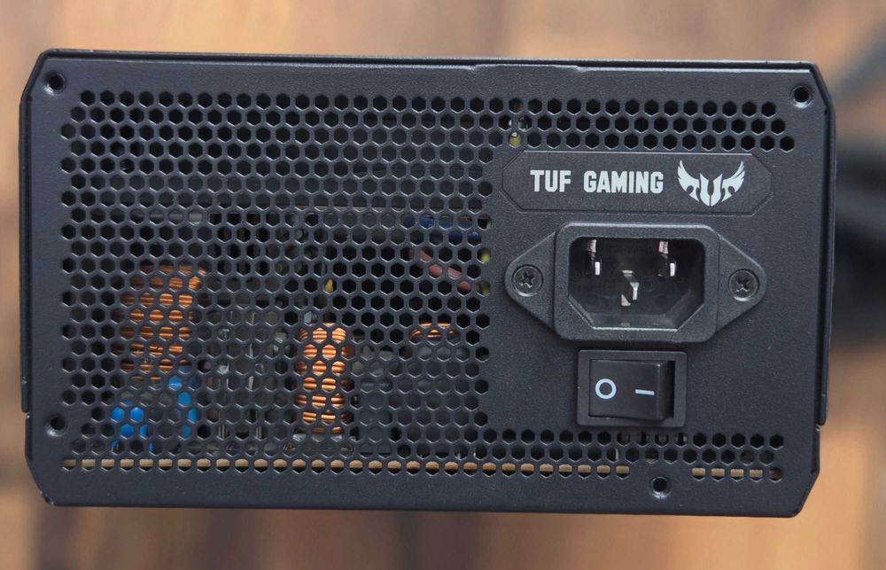 Захранване: ASUS TUF Gaming 750W - 80 Plus Bronze