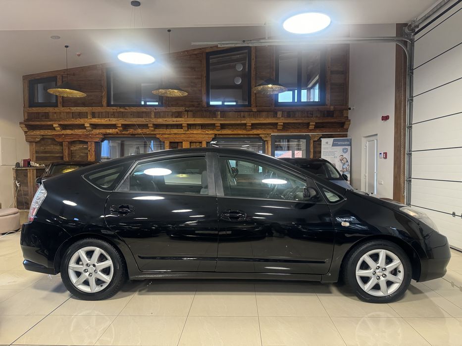 Toyota Prius 1,8 Hibrid Inmatriculata, Consum 4,5%, KM 299900km,