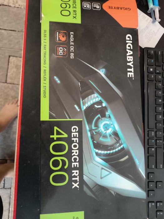 RTX 4060 EAGLE OC, 8GB GDDR6, 128bit vers 3 vent si garantie
