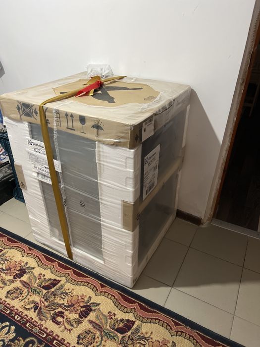 Встраиваемая посудомоечная машина Electrolux KECB7310L