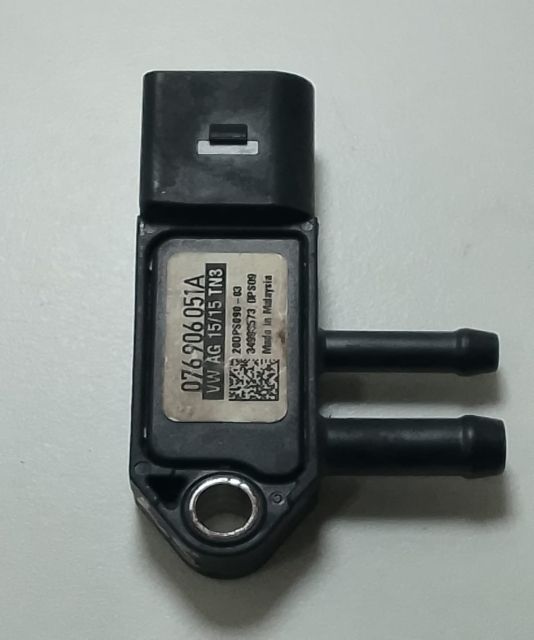 Senzor  presiune gaze 07690651A Volkswagen VW Transporter T5