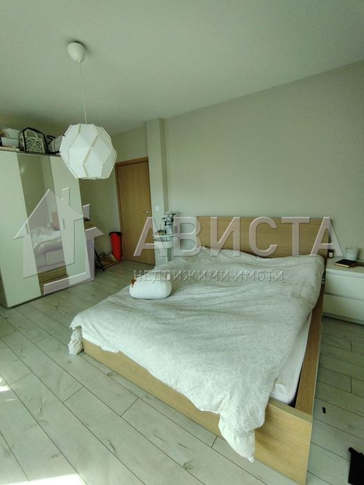 Дава се под наем Тристаен апартамент в София, Център - 135 кв.м за 1000 € - Снимка #4