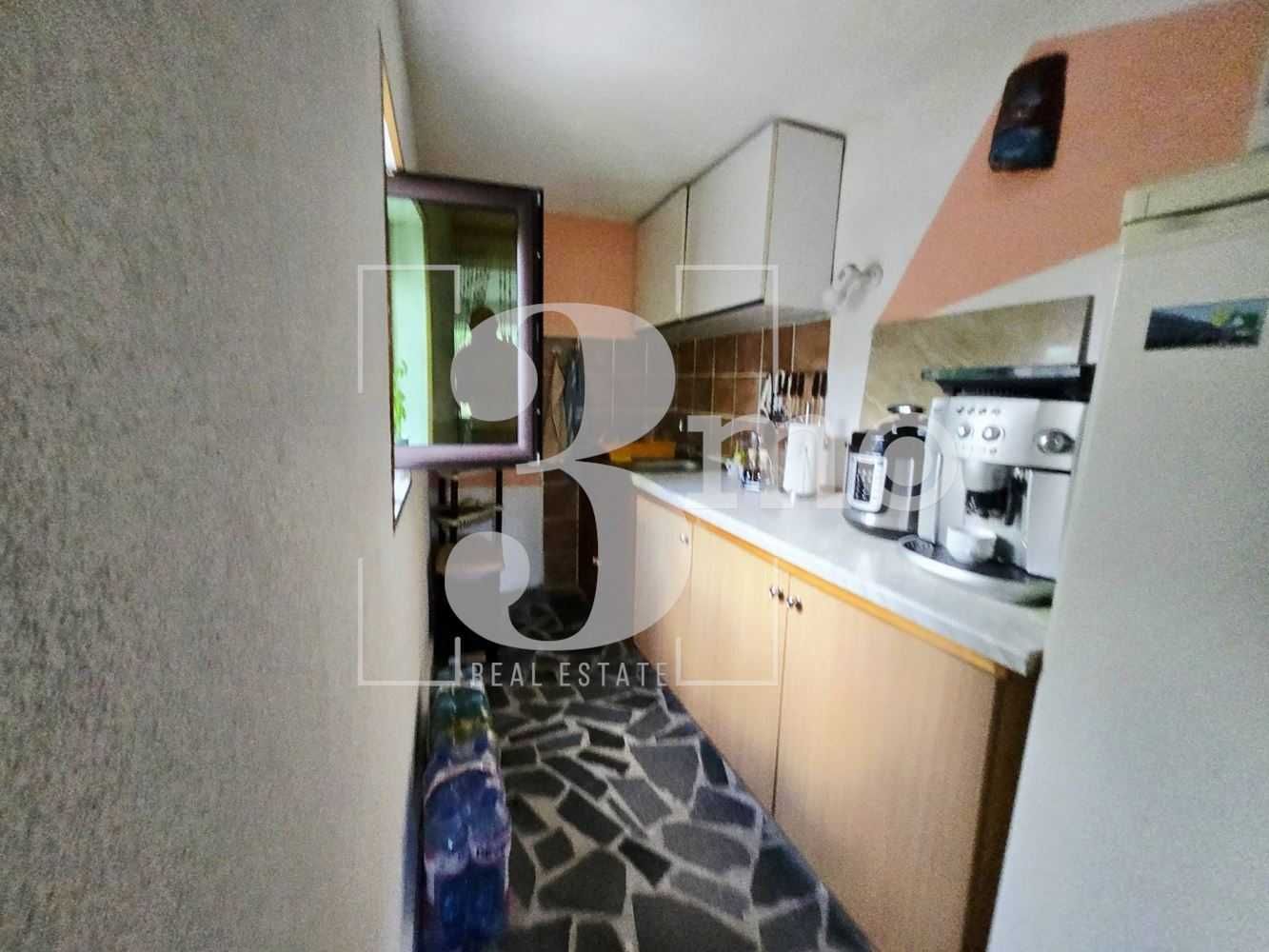 „3mo“ продава къща, разположена в село Варвара, област Бургас