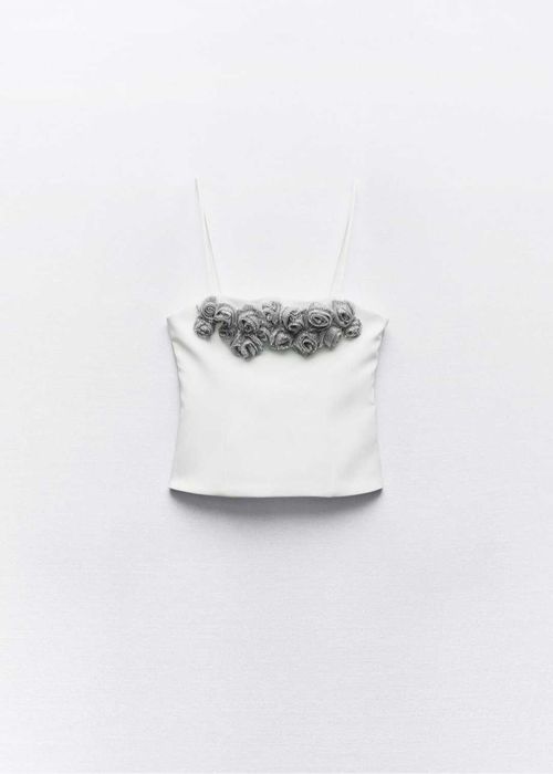 Top cu flori de cristal