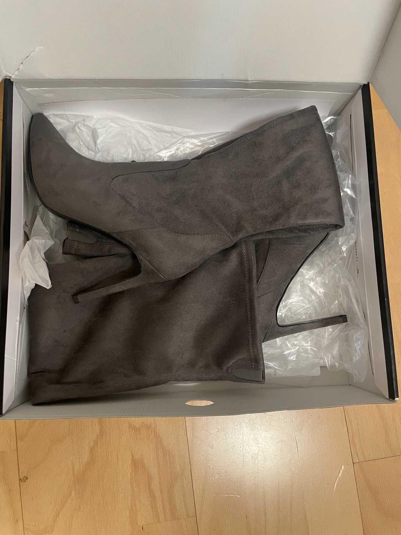 НОВИ Дамски Ботуши / Чизми Nine West