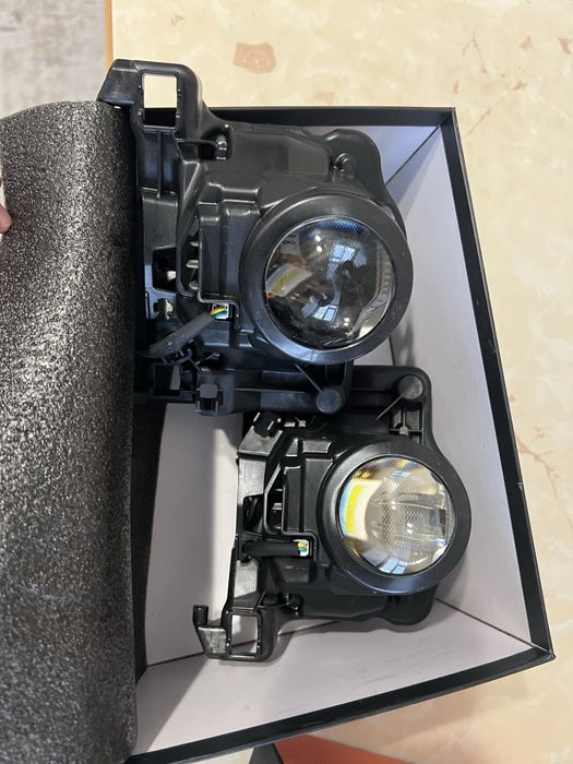 Продам комплект линзу от Тайоты Камри 75