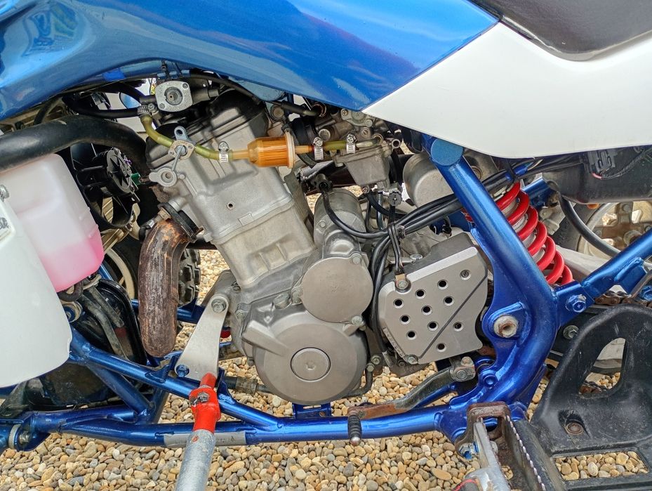 Suzuki Ltz 400 quad