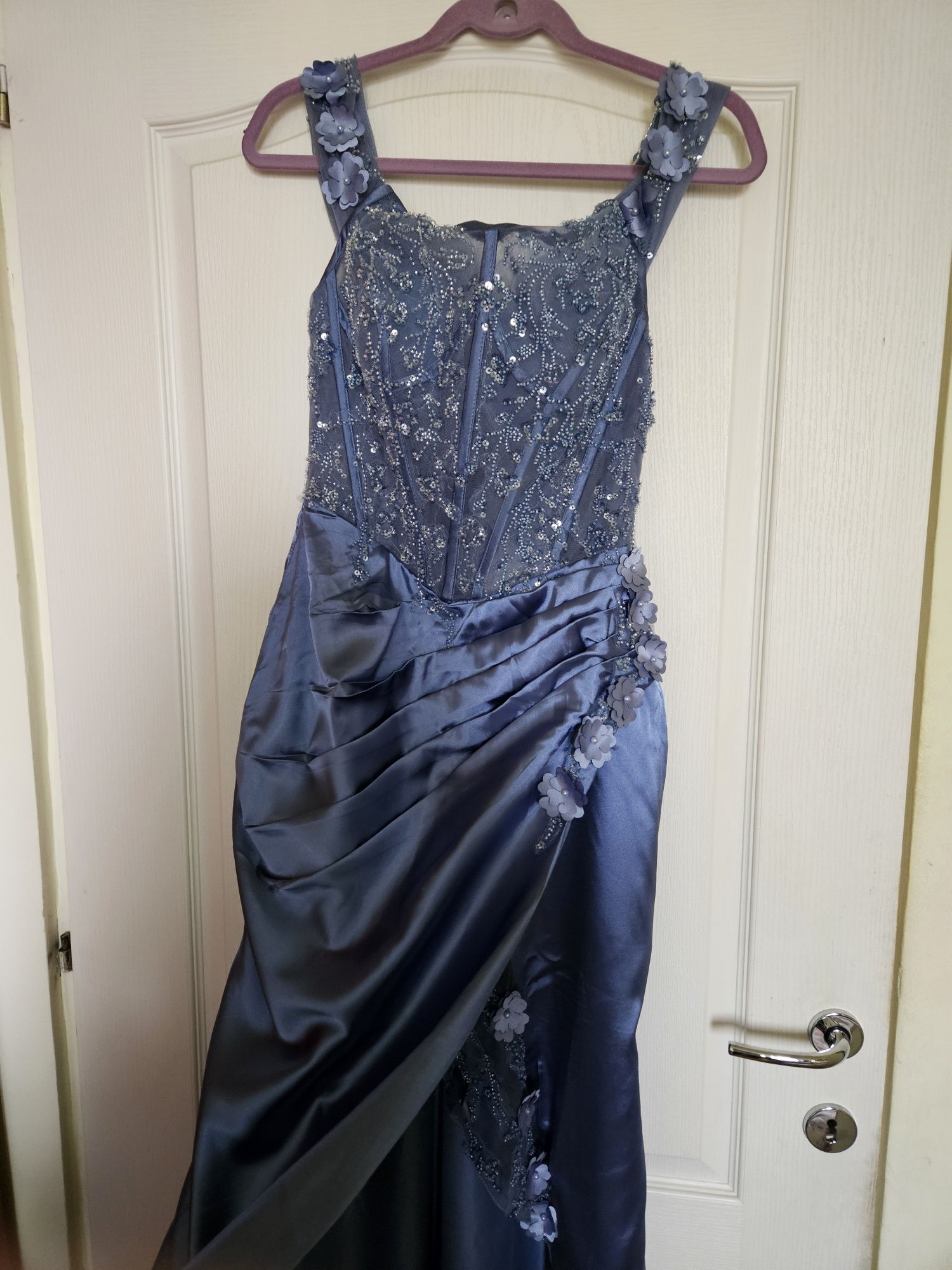 Rochie elegantă albastră