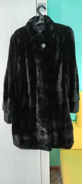 Продам очень качественную норковую шубу