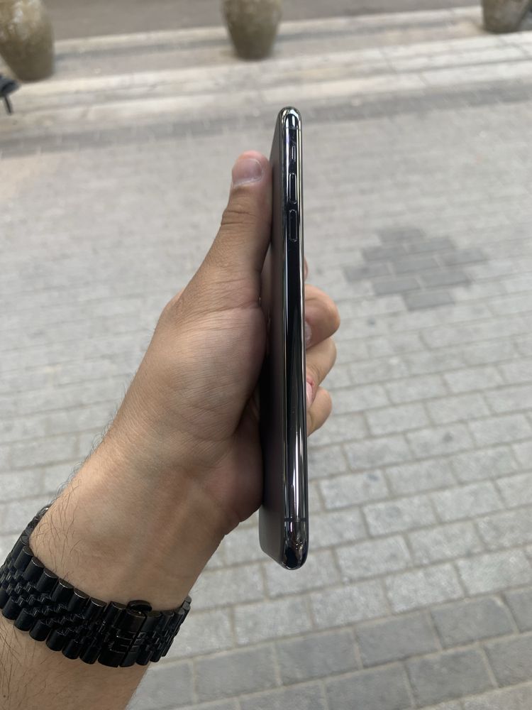 Iphone 11 pro max ideaall