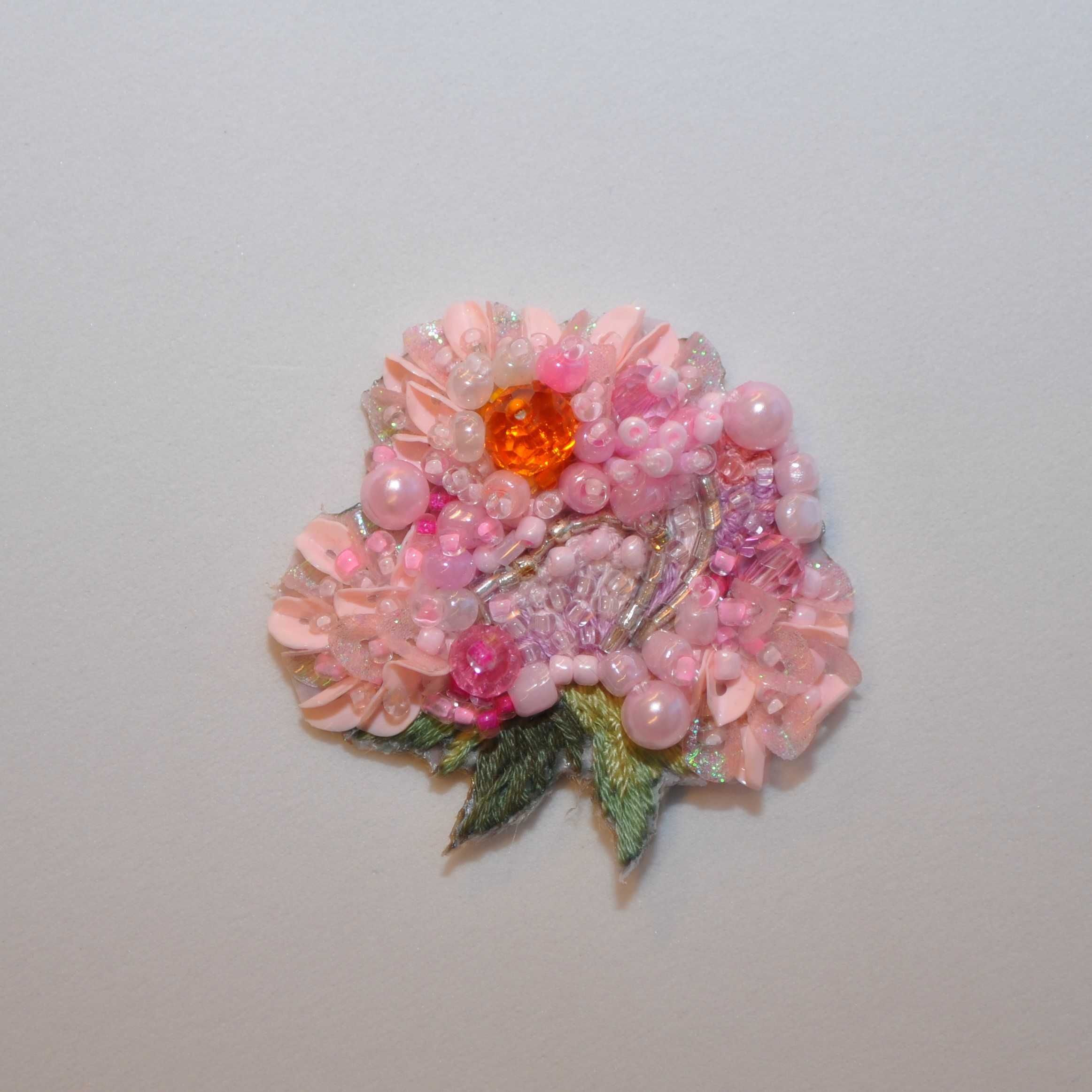 brosa bujor roz 3D Swarovski handmade brosa floare accesorii femei