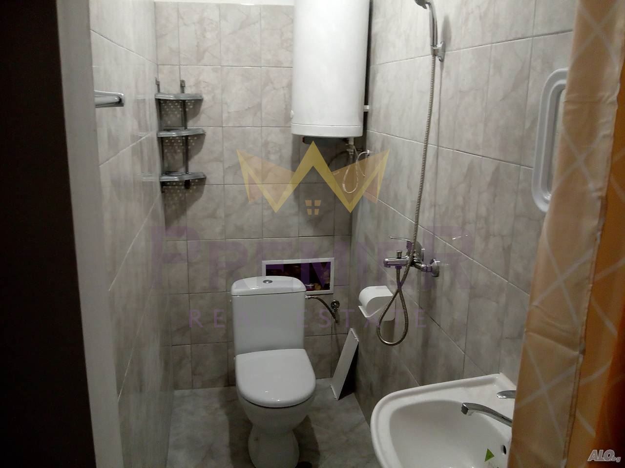 Дава се под наем Етаж от къща в Варна, Галата - 40 кв.м за 306 € - Снимка #5