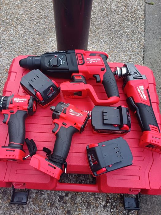 Комплект безжични инструменти Milwaukee 4 в 1