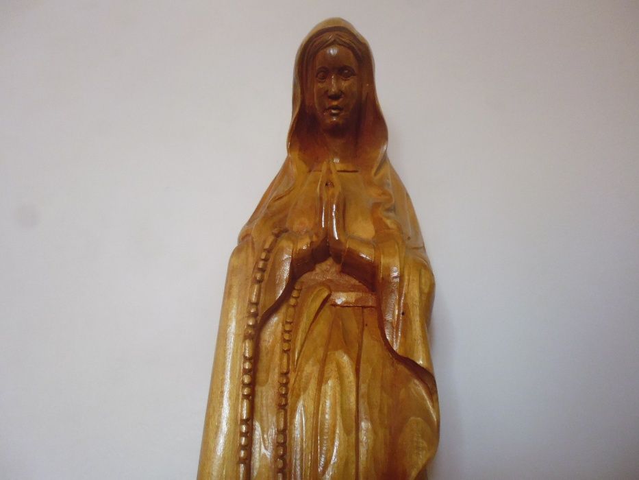 Vand statueta Madona din lemn lacuit
