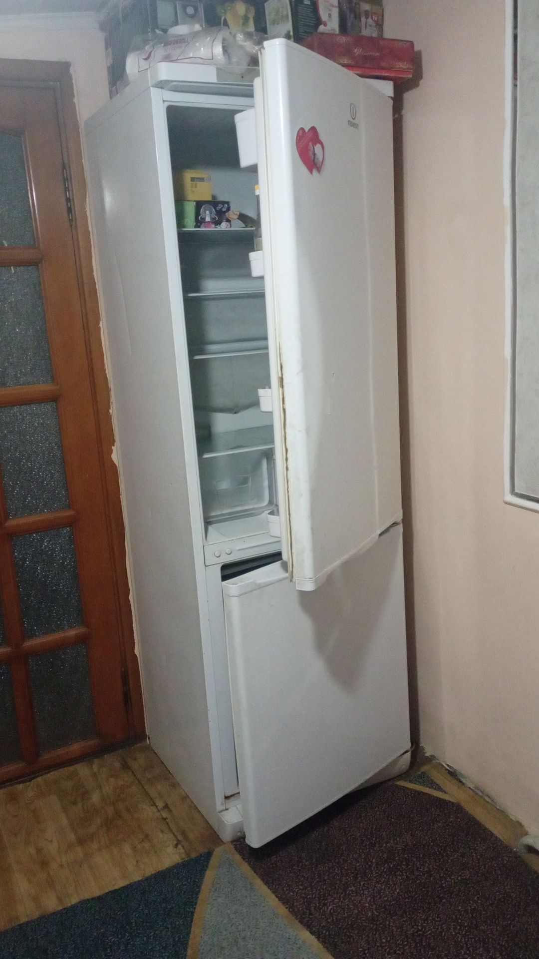 холодильник не работает