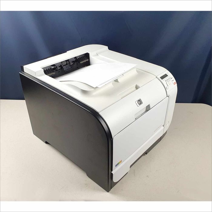 Vând imprimantă HP Laser Jet Pro 400 color M451nw