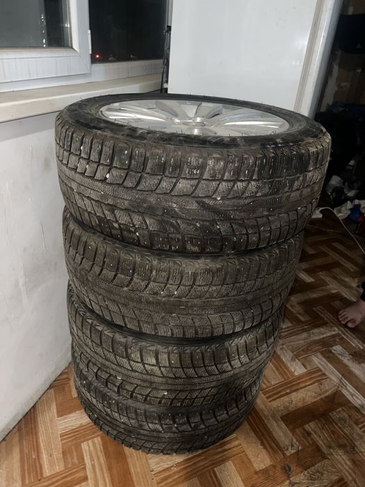 Продам Шины зимние Triangle