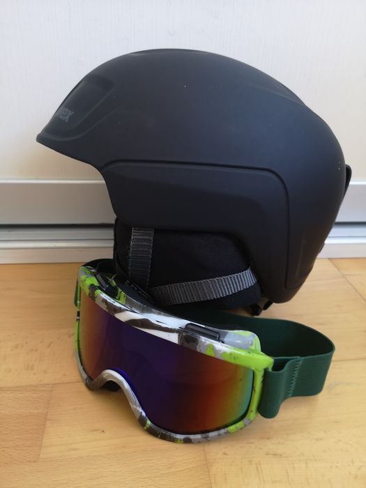 Casca noua protectie ski snowboard Uvex cu ochelari