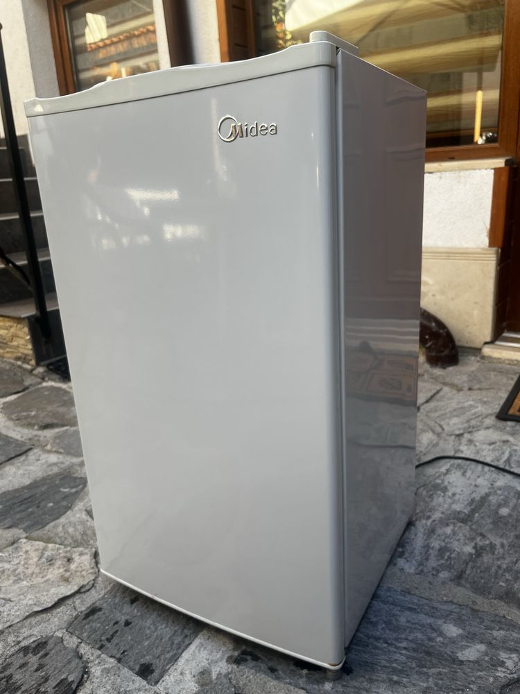 Хладилник Midea