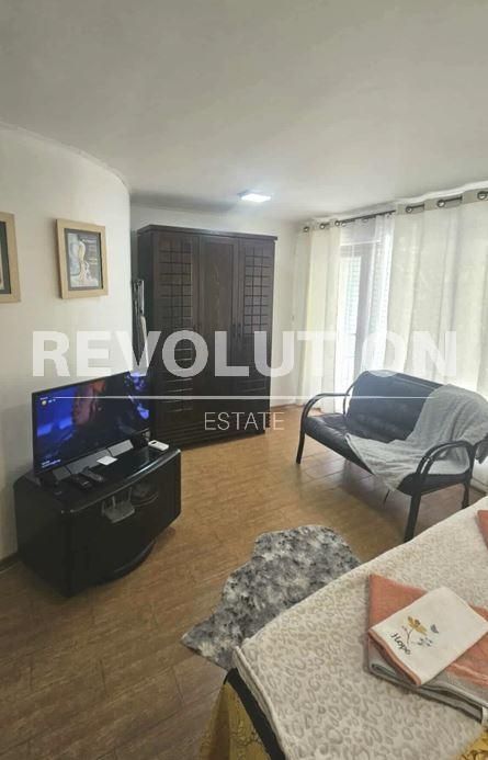 Дава се под наем Двустаен апартамент в Варна, Гръцка махала - 75 кв.м за 430 € - Снимка #5