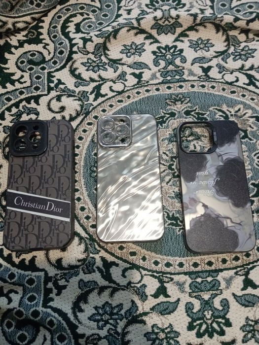 Продам чехол айфон16