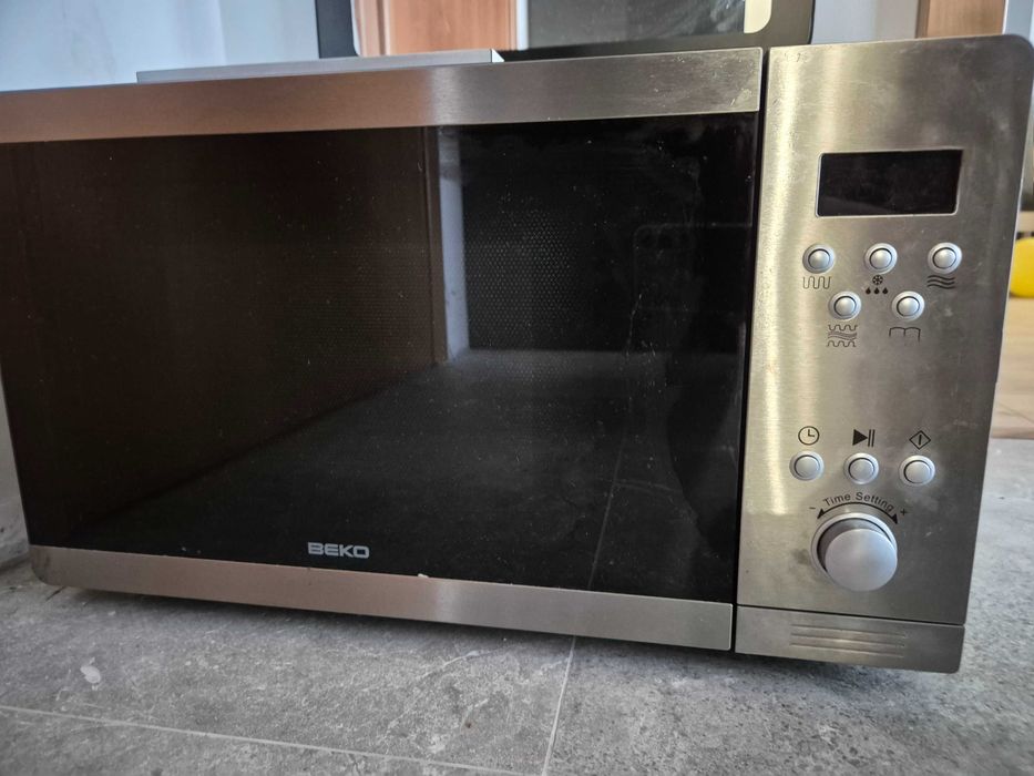 Микровълнова за вграждане Beko