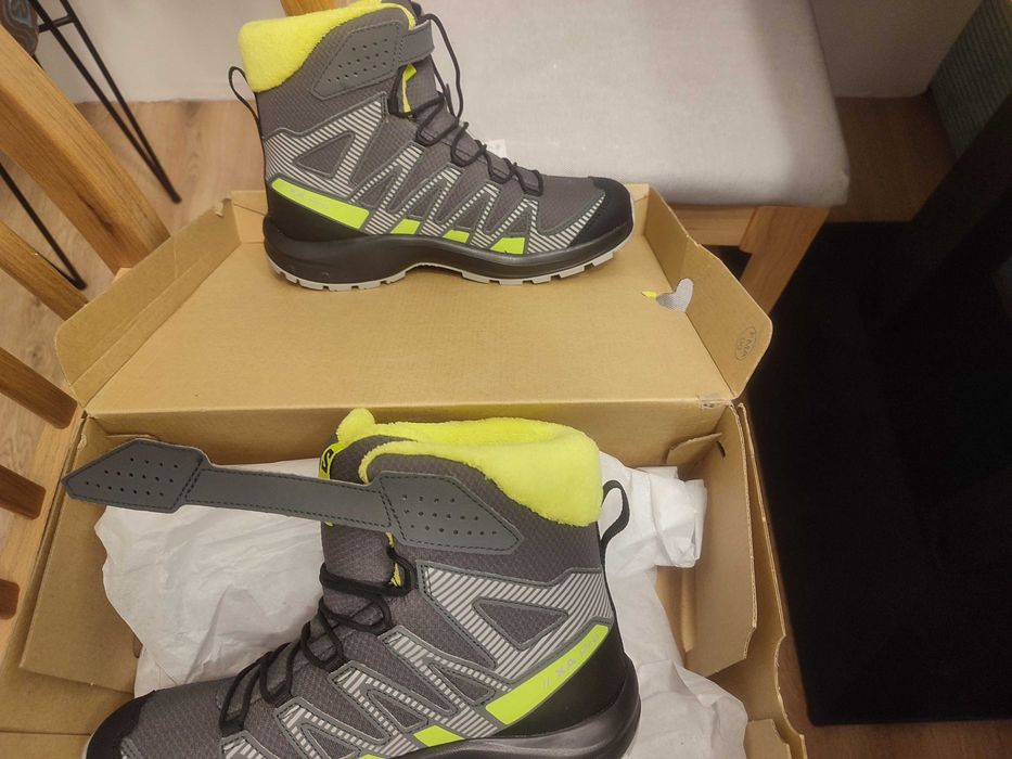 Bocanci Salomon noi marimea 37