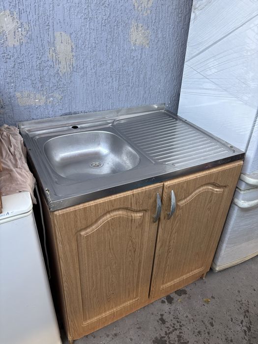 Шкафы диван газ плита