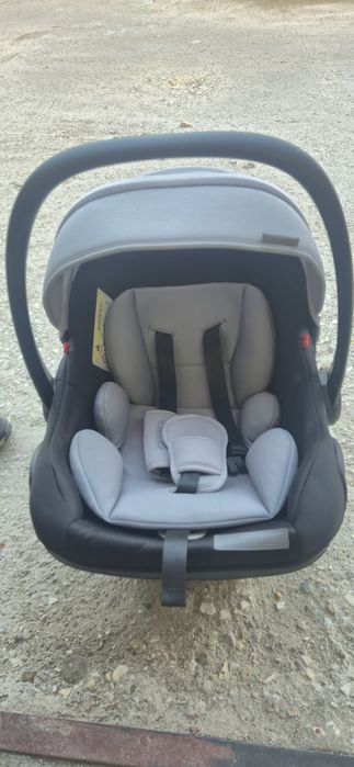 бебешка количка Chipolino Elite 3 в 1 - зимен кош, летен кош и кошче з