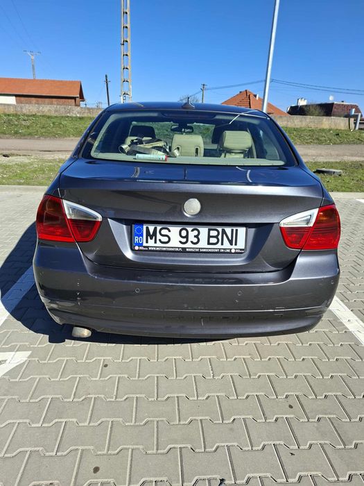 vand BMW seria 3 (320D) motor 2.0 diesel automata