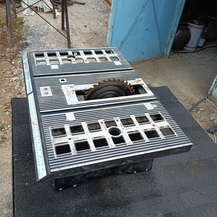 Настолен циркуляр