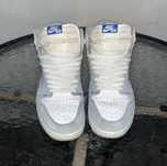 Jordan 1 Hyper Royal