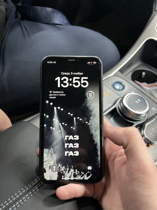 айфон 11 128гб акб 71%