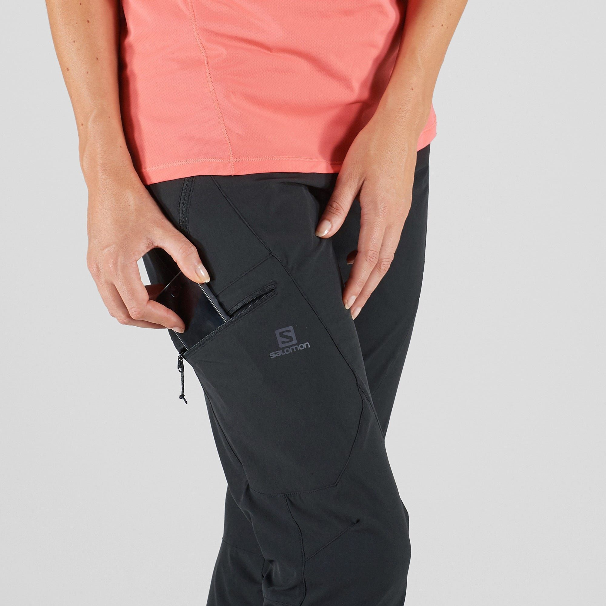Salomon стрейчевые штаны с технологией climaWIND™ с плетением RipStop.