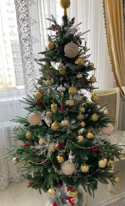 Срочно продам Ёлку срочно