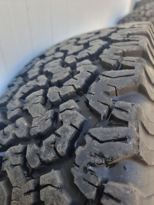 Anvelope/cauciucuri  205/65/16C , 255/65/17, 255/55/18, 235/75/15