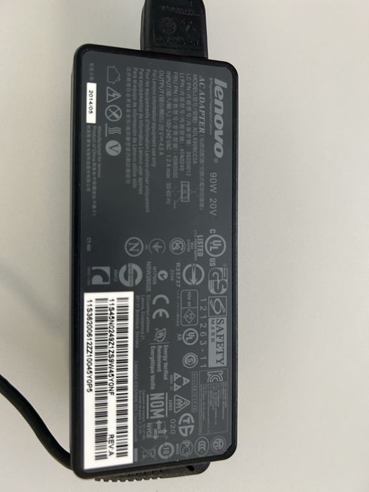 Incarcatoare laptop Lenovo diferite modele si amperaje